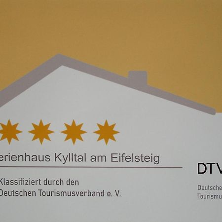 Ferienhaus Kylltal Villa Zemmer Luaran gambar